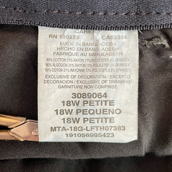 Lee Women’s Flex Motion Blue Jeans Regular Fit Straight Leg Mid-Rise 18W Petite - Picture 10 of 14